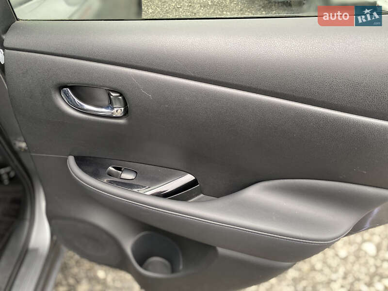 Хетчбек Nissan Leaf 2015 в Луцьку фото 30 Хетчбек Nissan Leaf 2015 в Луцьку