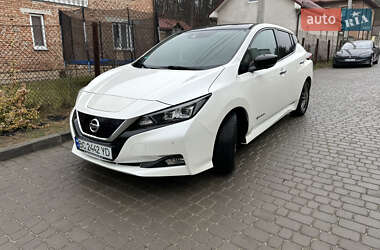 Хэтчбек Nissan Leaf 2019 в Львове