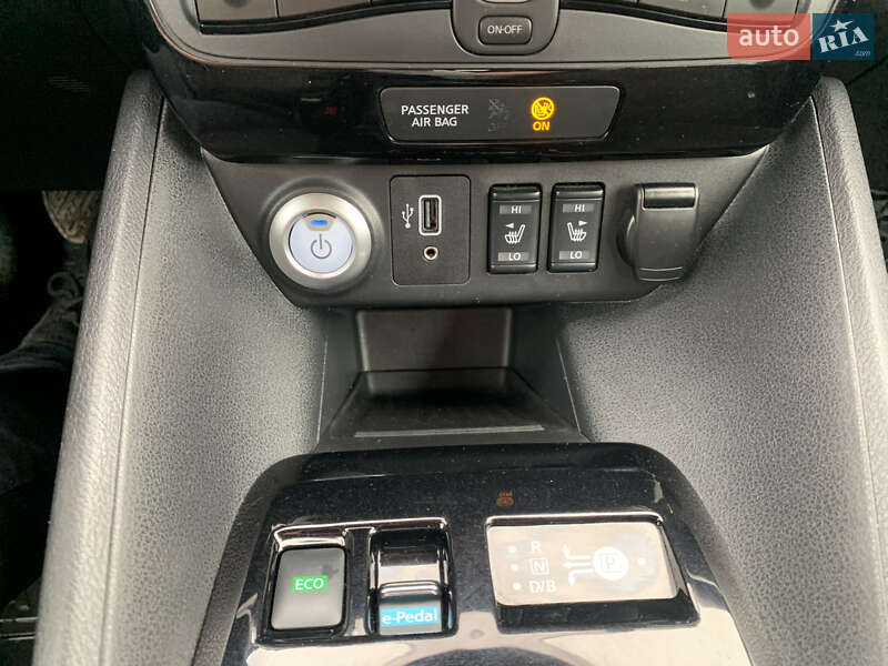 Хэтчбек Nissan Leaf 2020 в Тернополе