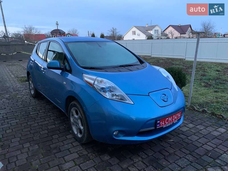 Nissan Leaf 2011