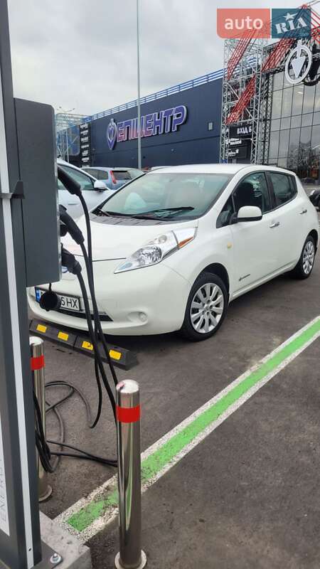 Nissan Leaf 2015