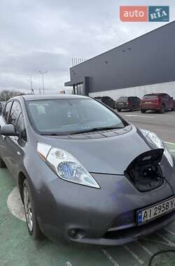 Хэтчбек Nissan Leaf 2014 в Гостомеле