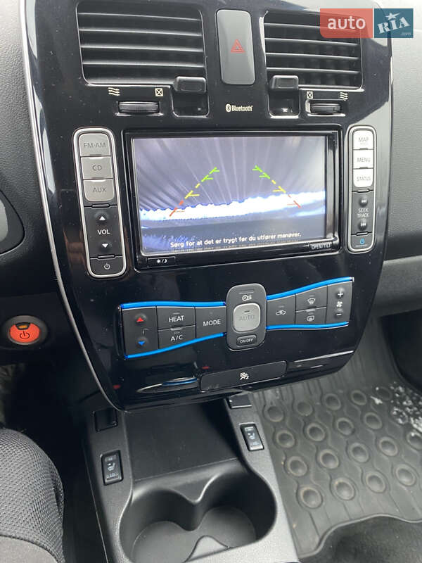 Хетчбек Nissan Leaf 2014 в Чернівцях фото 5 Хетчбек Nissan Leaf 2014 в Чернівцях