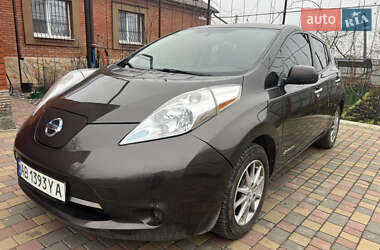 Хетчбек Nissan Leaf 2015 в Вінниці