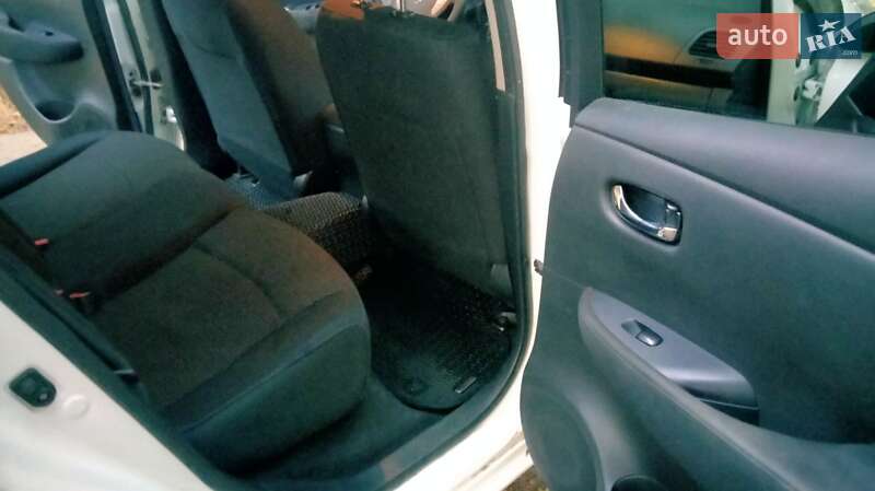 Хетчбек Nissan Leaf 2016 в Одесі