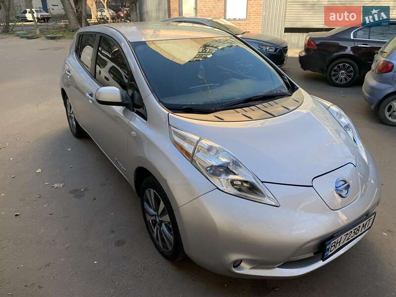 Хетчбек Nissan Leaf 2013 в Одесі фото 6 Хетчбек Nissan Leaf 2013 в Одесі