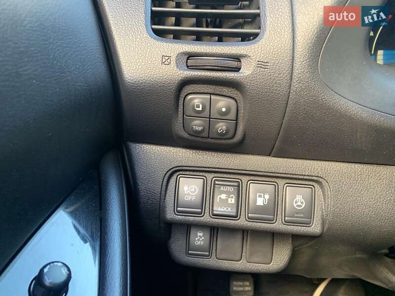 Хетчбек Nissan Leaf 2013 в Одесі фото 11 Хетчбек Nissan Leaf 2013 в Одесі