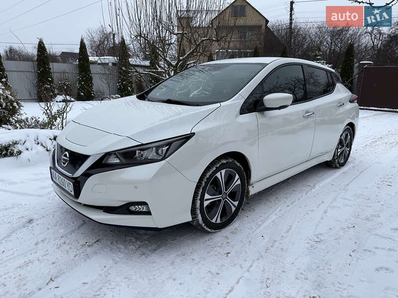 Хетчбек Nissan Leaf 2020 в Боярці