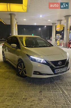 Хэтчбек Nissan Leaf 2018 в Коростышеве