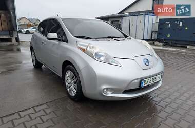 Хетчбек Nissan Leaf 2014 в Рівному