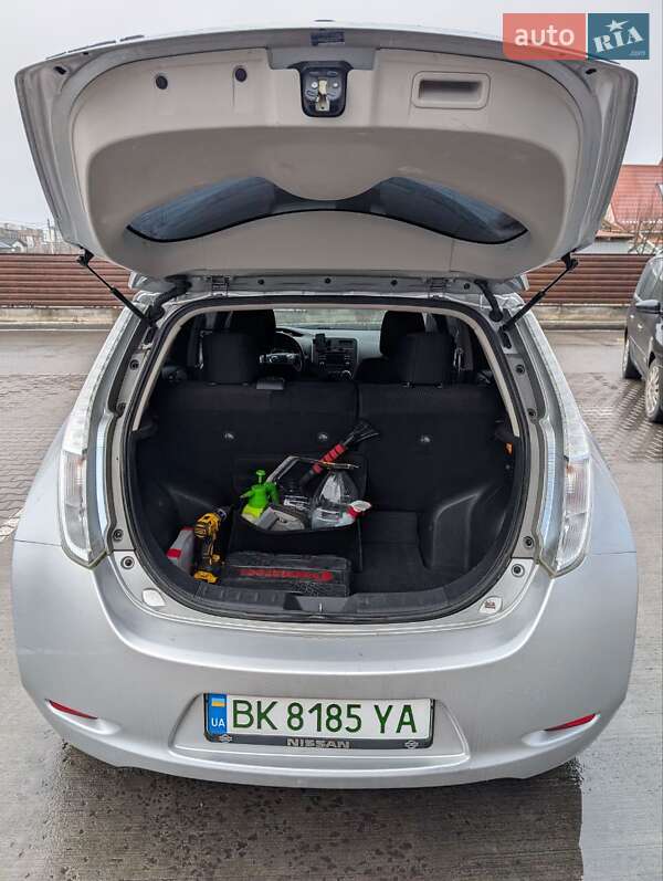 Хетчбек Nissan Leaf 2014 в Рівному