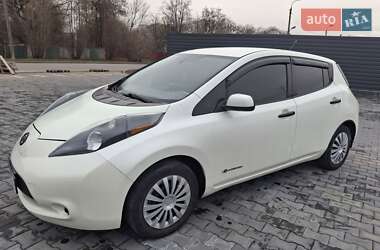 Хэтчбек Nissan Leaf 2013 в Каменец-Подольском