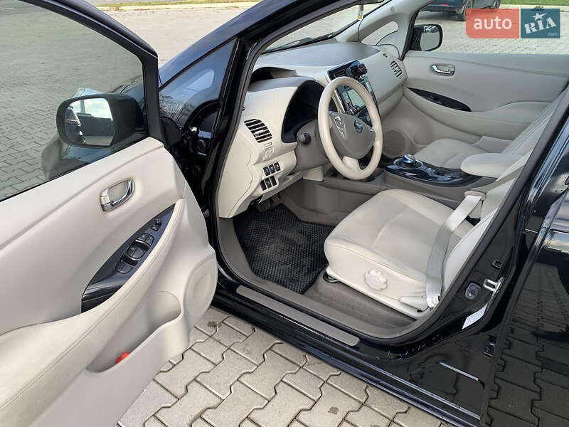 Хэтчбек Nissan Leaf 2012 в Ужгороде фото 11 Хэтчбек Nissan Leaf 2012 в Ужгороде