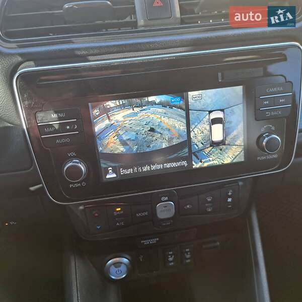 Хетчбек Nissan Leaf 2018 в Дніпрі