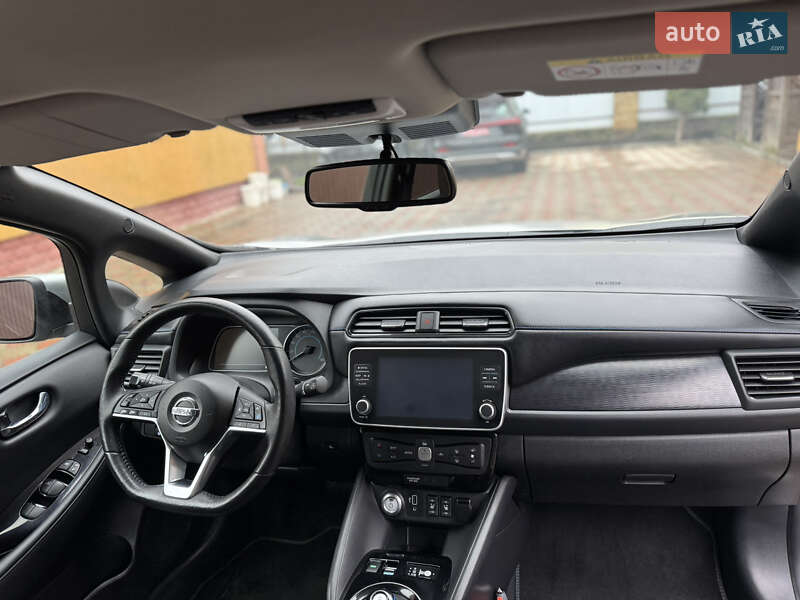 Хэтчбек Nissan Leaf 2019 в Ровно