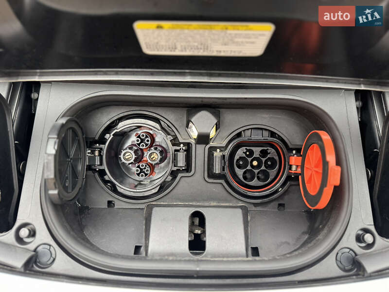 Хэтчбек Nissan Leaf 2019 в Ровно