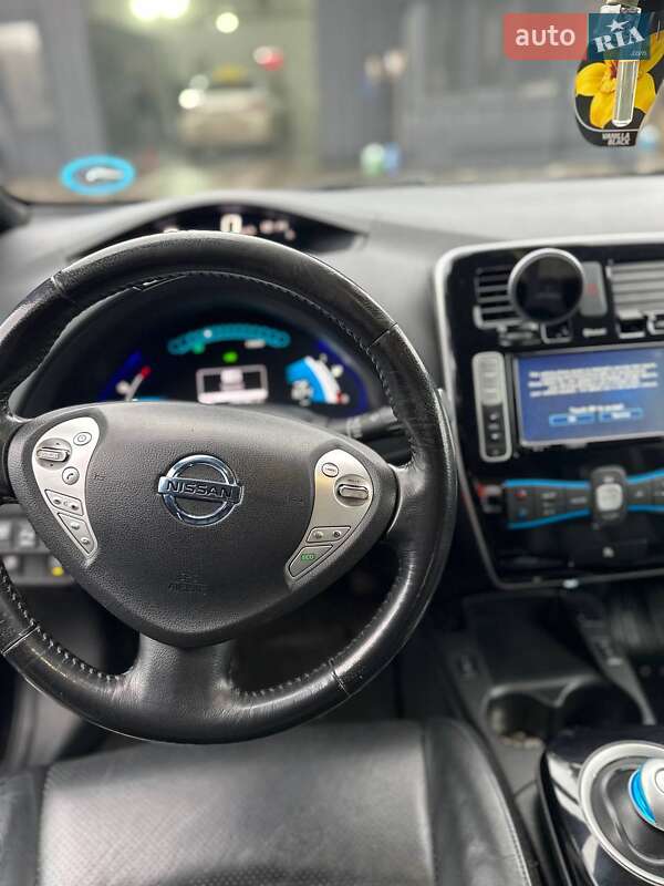 Хэтчбек Nissan Leaf 2014 в Харькове
