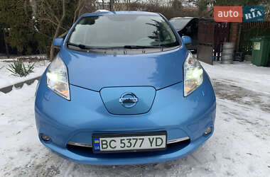 Хэтчбек Nissan Leaf 2011 в Львове