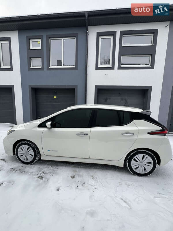 Хэтчбек Nissan Leaf 2018 в Киеве фото 9 Хэтчбек Nissan Leaf 2018 в Киеве
