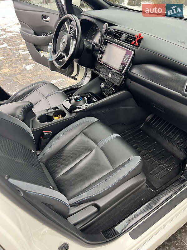 Хэтчбек Nissan Leaf 2019 в Ужгороде фото 13 Хэтчбек Nissan Leaf 2019 в Ужгороде