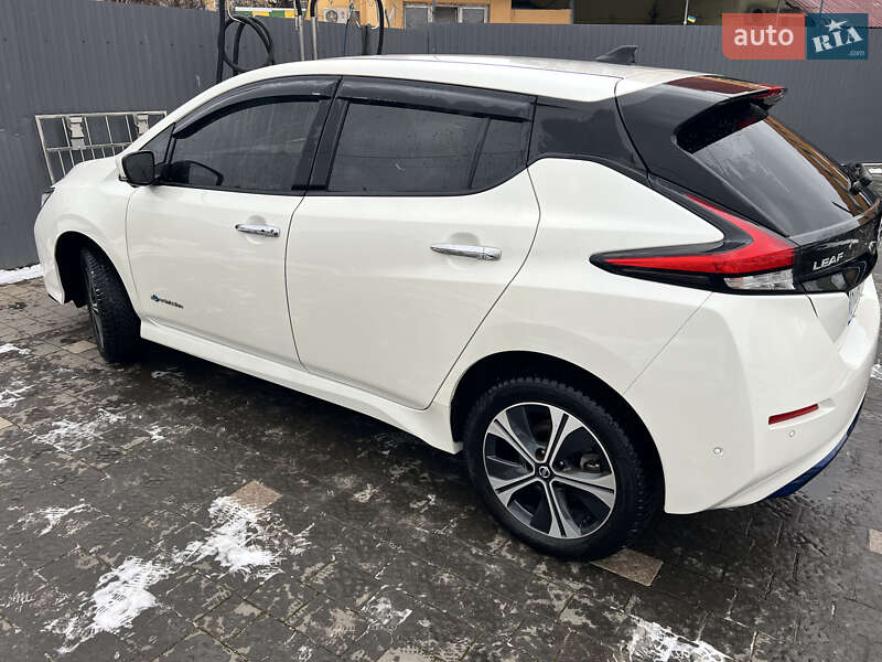 Хэтчбек Nissan Leaf 2019 в Ужгороде фото 2 Хэтчбек Nissan Leaf 2019 в Ужгороде