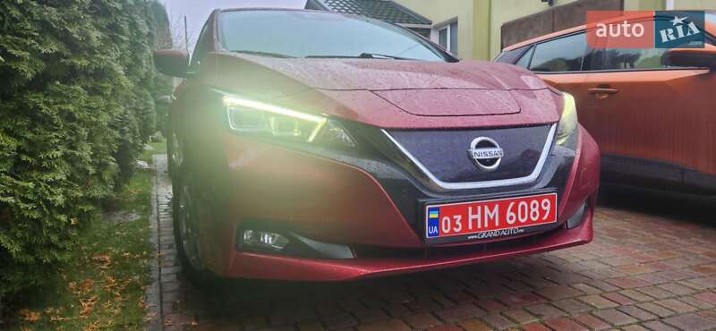 Хетчбек Nissan Leaf 2018 в Рівному