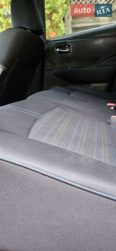 Хетчбек Nissan Leaf 2018 в Рівному