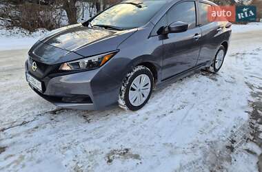 Хетчбек Nissan Leaf 2024 в Львові