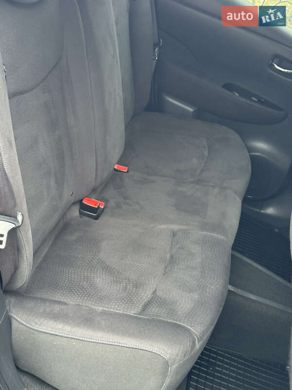 Хэтчбек Nissan Leaf 2013 в Дрогобыче