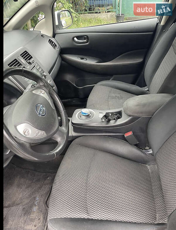 Хэтчбек Nissan Leaf 2014 в Виннице