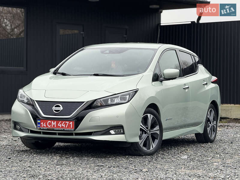 Хэтчбек Nissan Leaf 2018 в Дрогобыче