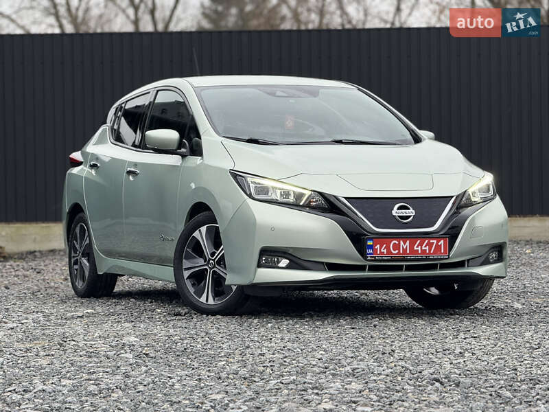 Хэтчбек Nissan Leaf 2018 в Дрогобыче
