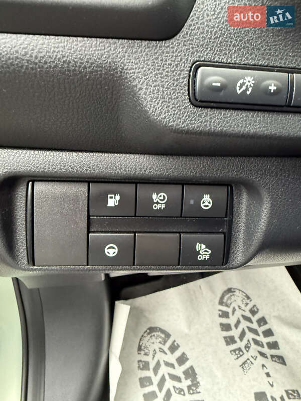 Хэтчбек Nissan Leaf 2018 в Дрогобыче