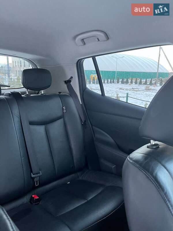 Хэтчбек Nissan Leaf 2017 в Луцке