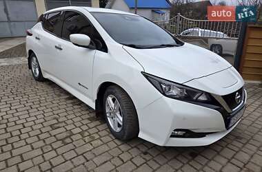 Хэтчбек Nissan Leaf 2018 в Черновцах