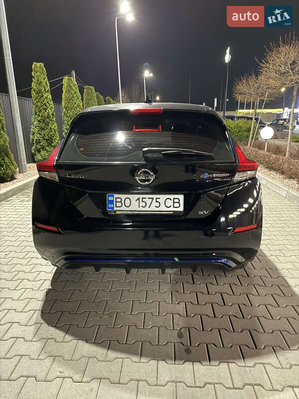 Хэтчбек Nissan Leaf 2017 в Тернополе