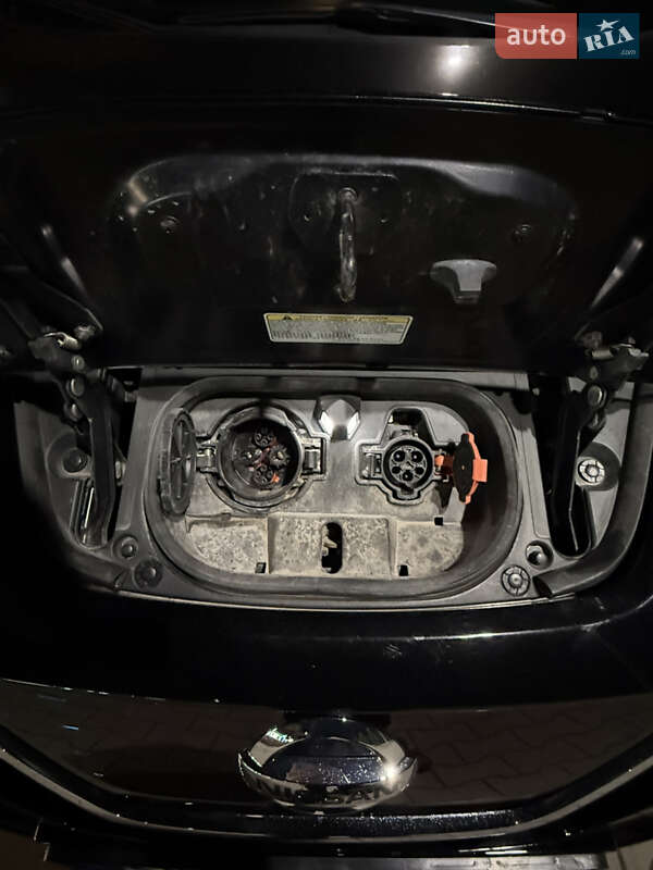 Хэтчбек Nissan Leaf 2017 в Тернополе