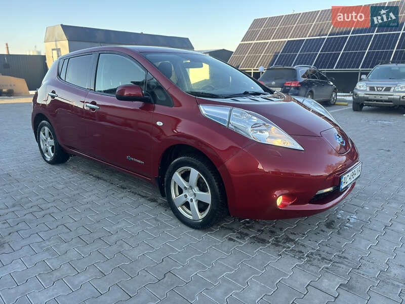 Хэтчбек Nissan Leaf 2014 в Владимире