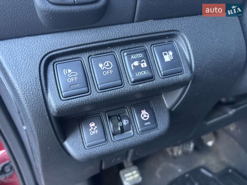 Хэтчбек Nissan Leaf 2014 в Владимире