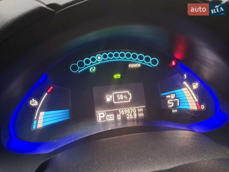 Хэтчбек Nissan Leaf 2013 в Николаеве