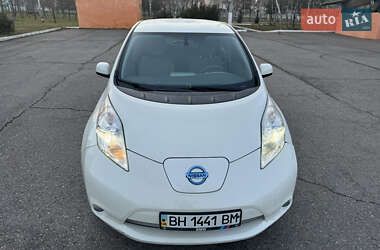 Хэтчбек Nissan Leaf 2012 в Одессе