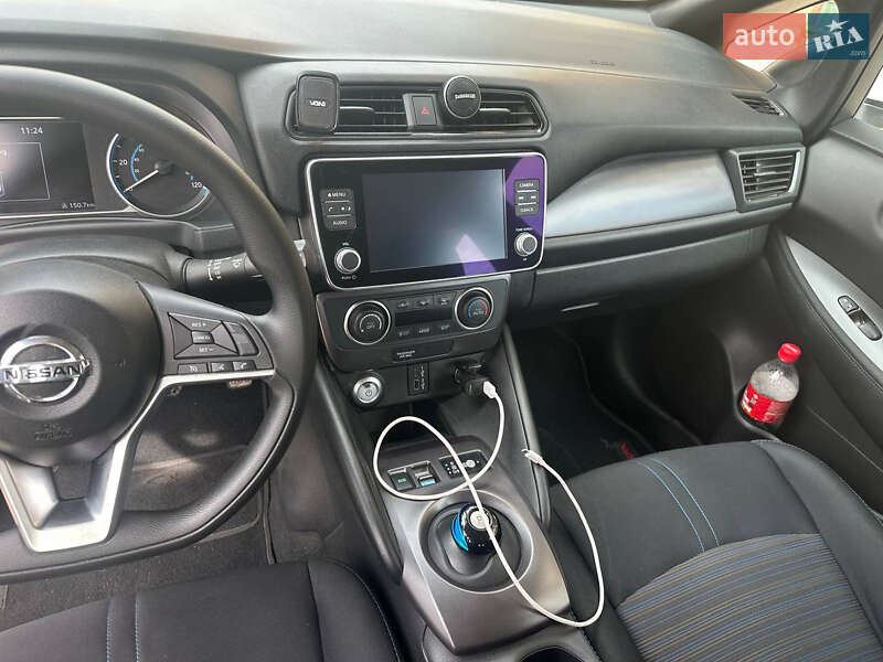 Хэтчбек Nissan Leaf 2022 в Николаеве