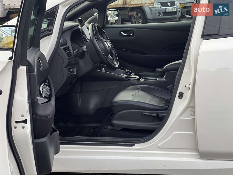 Хетчбек Nissan Leaf 2019 в Запоріжжі фото 10 Хетчбек Nissan Leaf 2019 в Запоріжжі