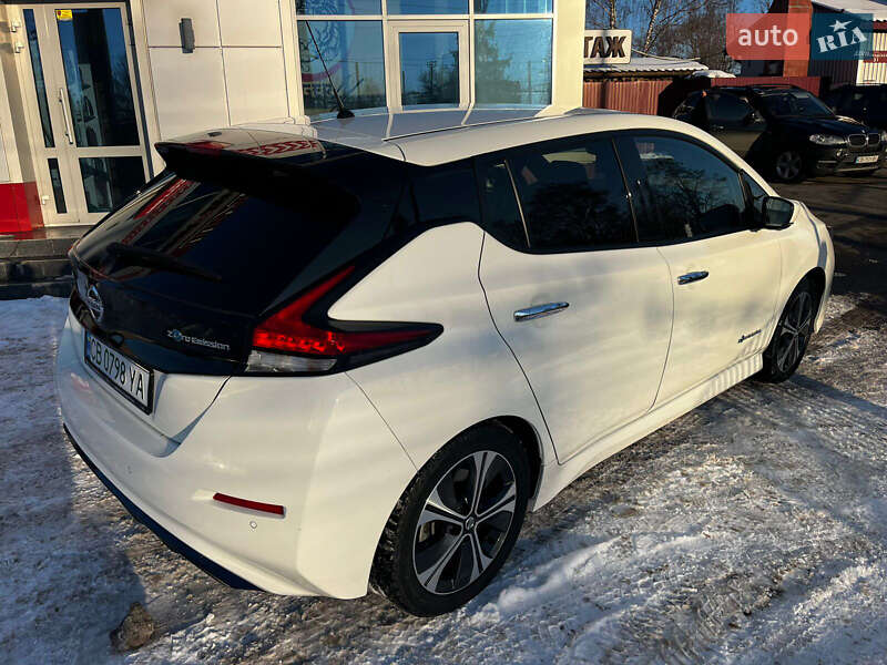 Хетчбек Nissan Leaf 2020 в Чернігові