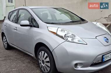 Хетчбек Nissan Leaf 2015 в Одесі