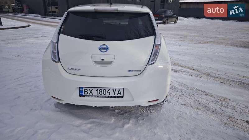 Хэтчбек Nissan Leaf 2014 в Каменец-Подольском