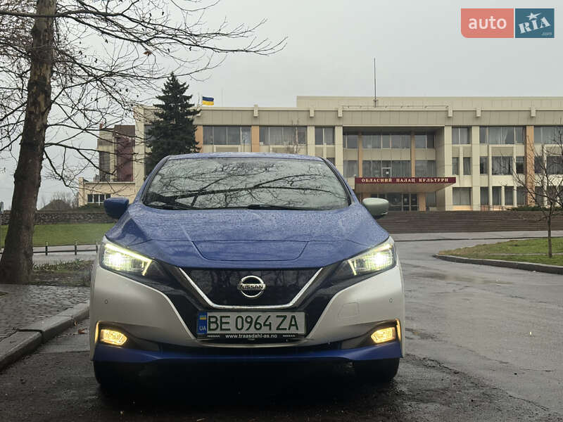 Хэтчбек Nissan Leaf 2018 в Николаеве фото 2 Хэтчбек Nissan Leaf 2018 в Николаеве