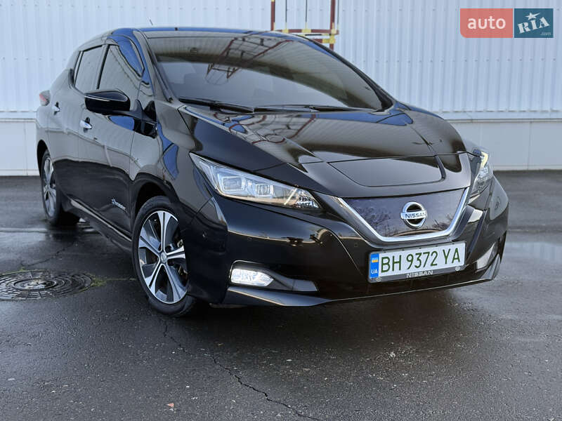 Хэтчбек Nissan Leaf 2018 в Белгороде-Днестровском фото Хэтчбек Nissan Leaf 2018 в Белгороде-Днестровском
