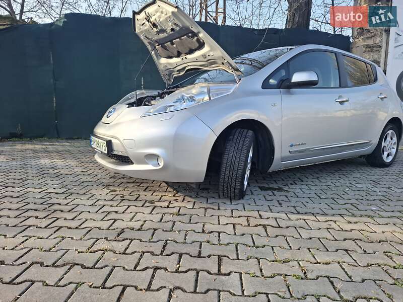 Хетчбек Nissan Leaf 2012 в Одесі фото 8 Хетчбек Nissan Leaf 2012 в Одесі