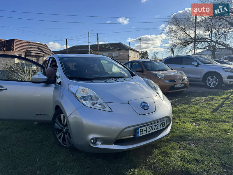 Хэтчбек Nissan Leaf 2016 в Белгороде-Днестровском фото 4 Хэтчбек Nissan Leaf 2016 в Белгороде-Днестровском